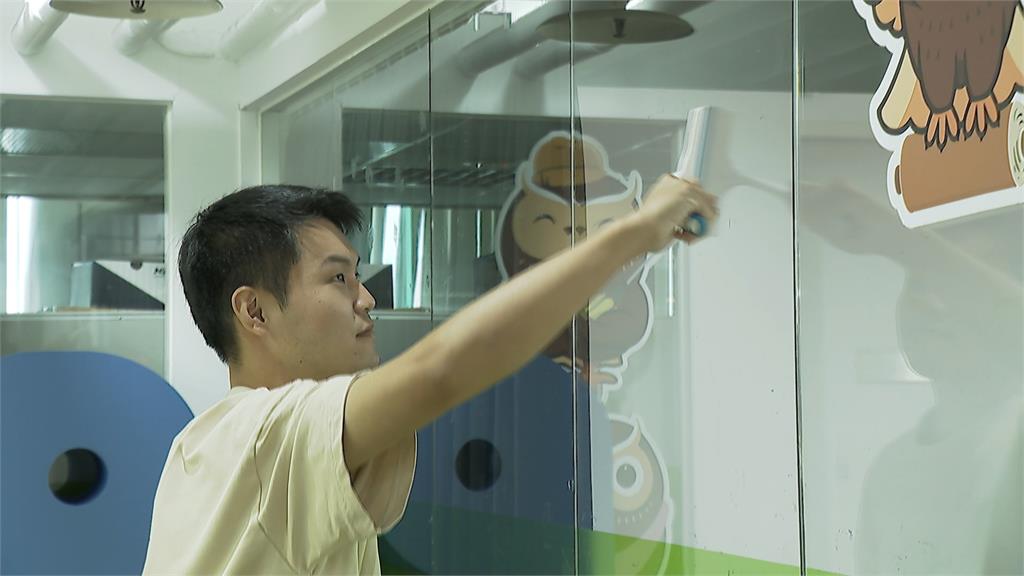 兼差更好賺？多份兼差湊收入　「零工經濟」時薪拚比月薪高