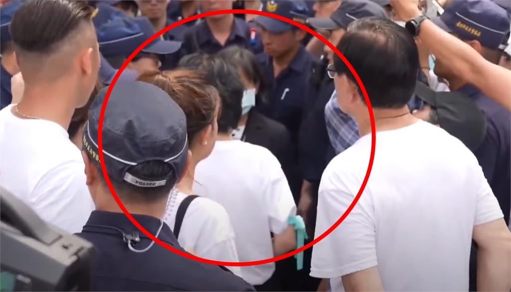 總統官邸派員收陳情書!陳佩琪突攔下「提3訴求」:請對柯文哲公平審判