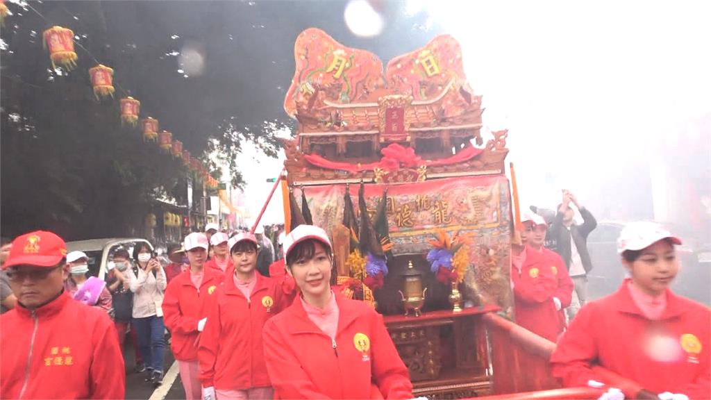 桃園龍德宮四媽祖遶境 回程隊伍抵達新竹火車站