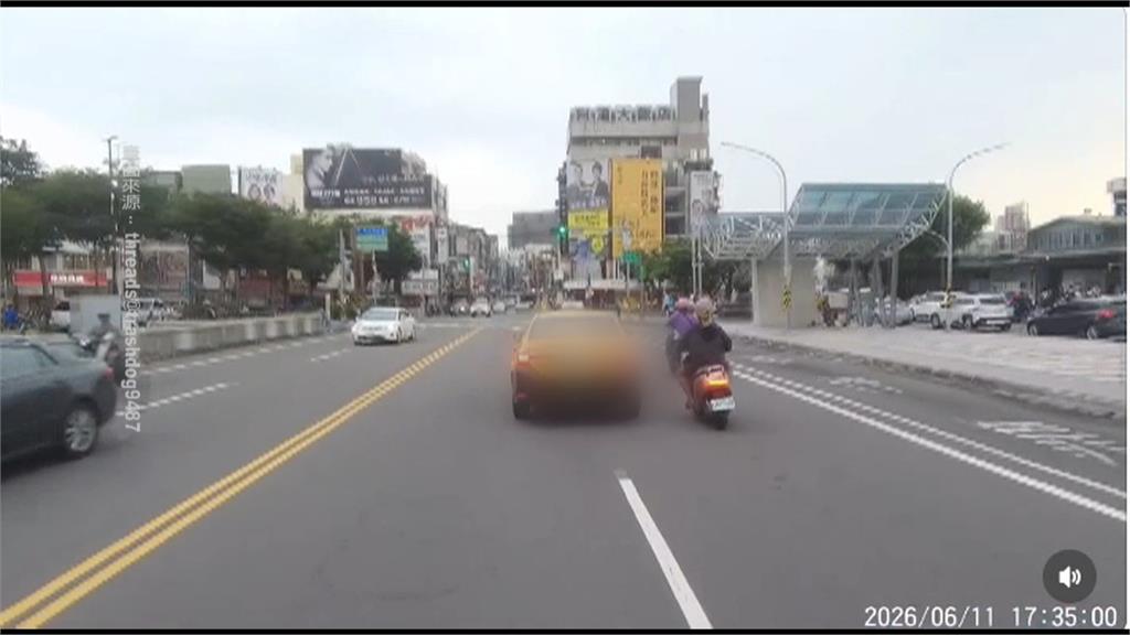 小黃怒按喇叭１８秒還逼車　危險駕駛畫面曝光