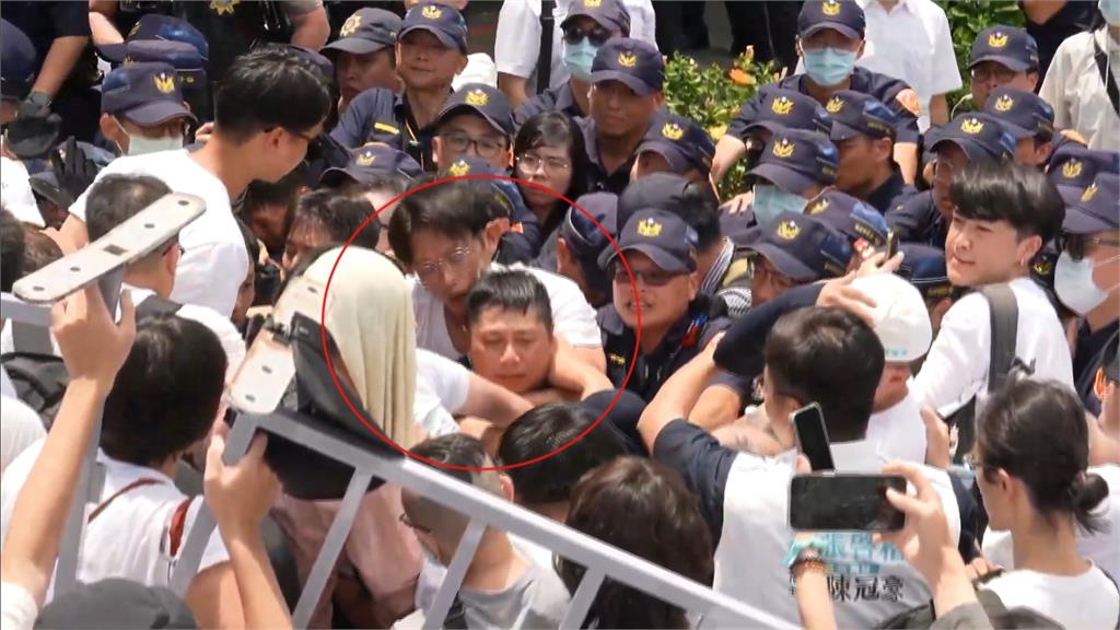 黃國昌帶頭「走讀」被列首謀　卓揆：妨害公權力交由法律　此例不可開！