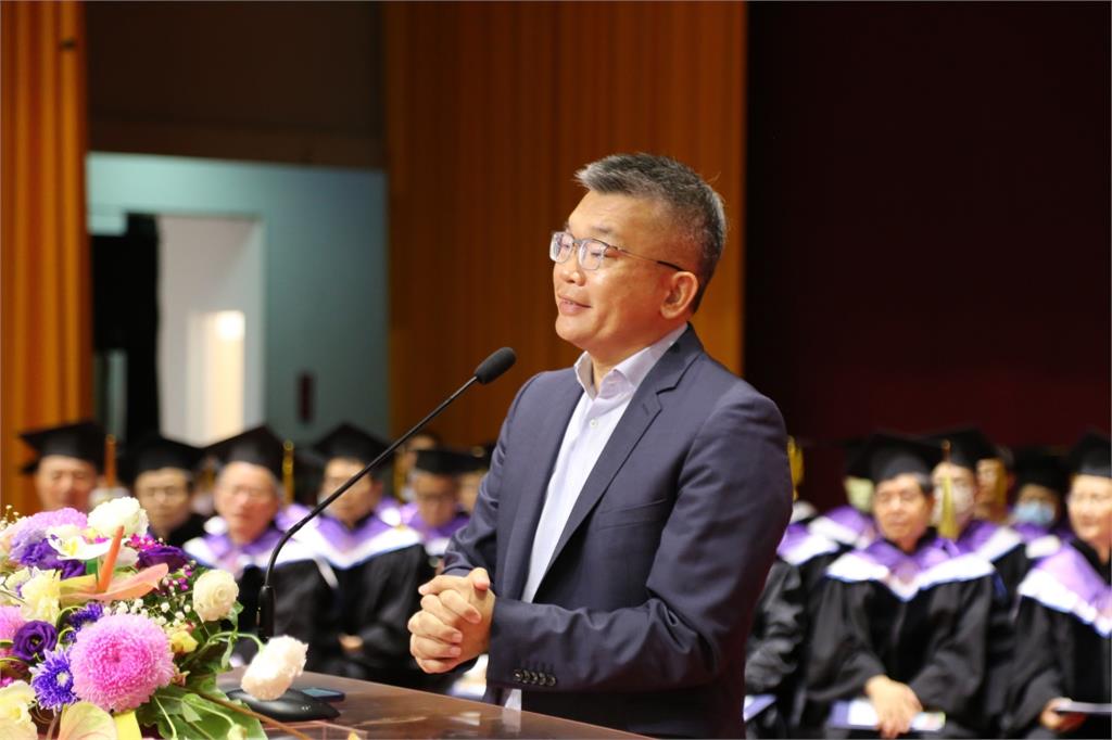 「人生抉擇 在要與不要之間!」蔡其昌赴東海大學