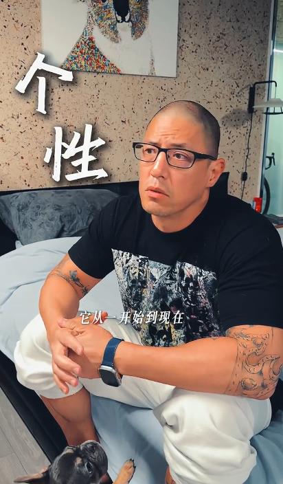 「蔣家第4代」蔣友柏進軍中國社群!48歲近況真面目曝光…網認錯:以為是巨石強森