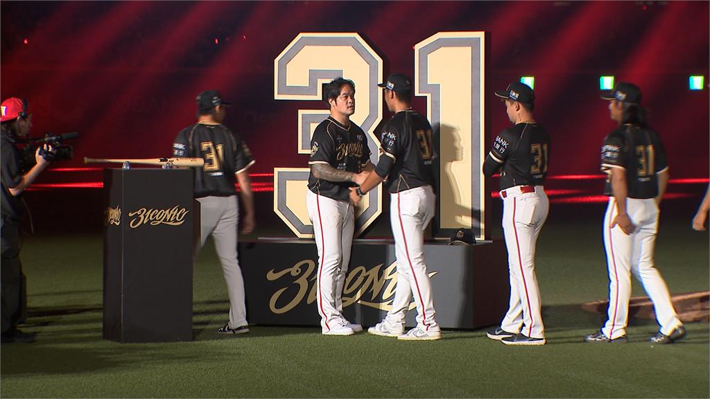 傳奇引退！　林智勝引退賽最後打席　大巨蛋轟出第305支全壘打