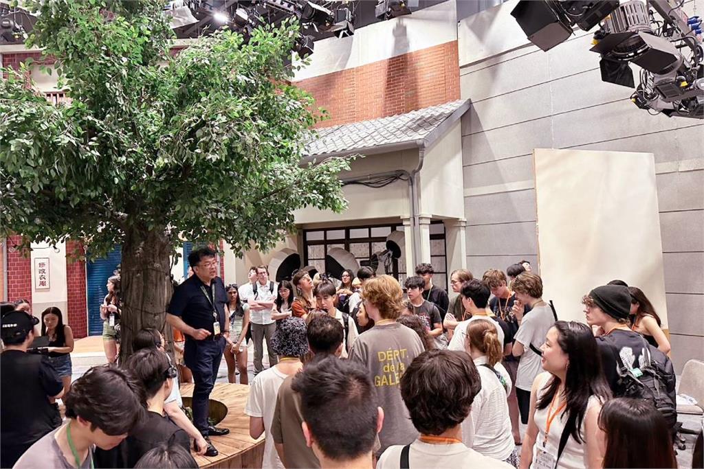 體驗戲劇拍攝和台灣文化 美高中生台灣影視體驗營今開幕