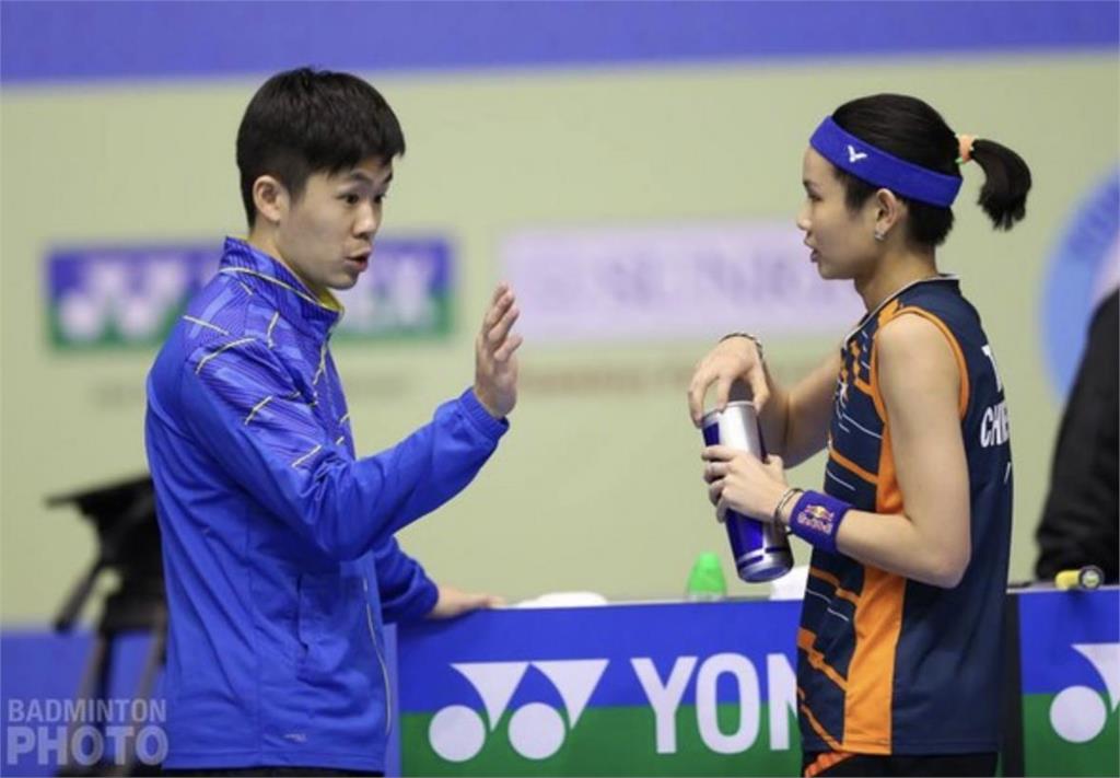 羽球/台灣一姊她來扛!邱品蒨南韓大師賽奪冠!又是「小戴教練」賴建誠出品