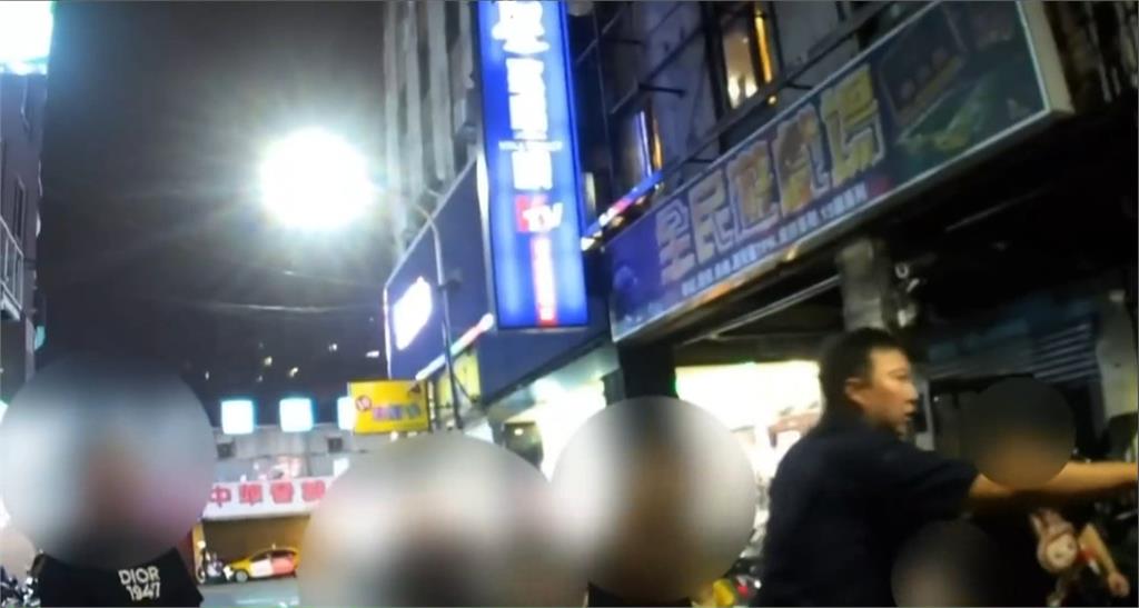 颱風夜酒客為搶小黃爆大亂鬥 警逮8人全送辦