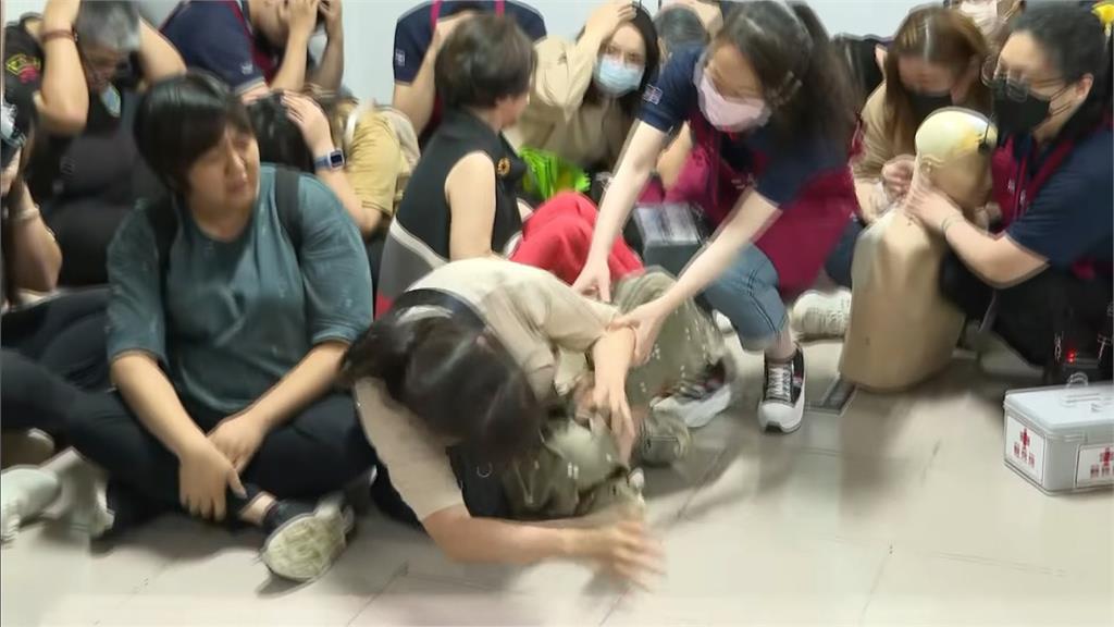 漢光演習首次結合城鎮戰 北中南連鎖超市進行避難演練