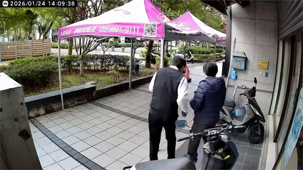 新莊天降「磁磚雨」！　17樓外牆磁磚剝落險砸人