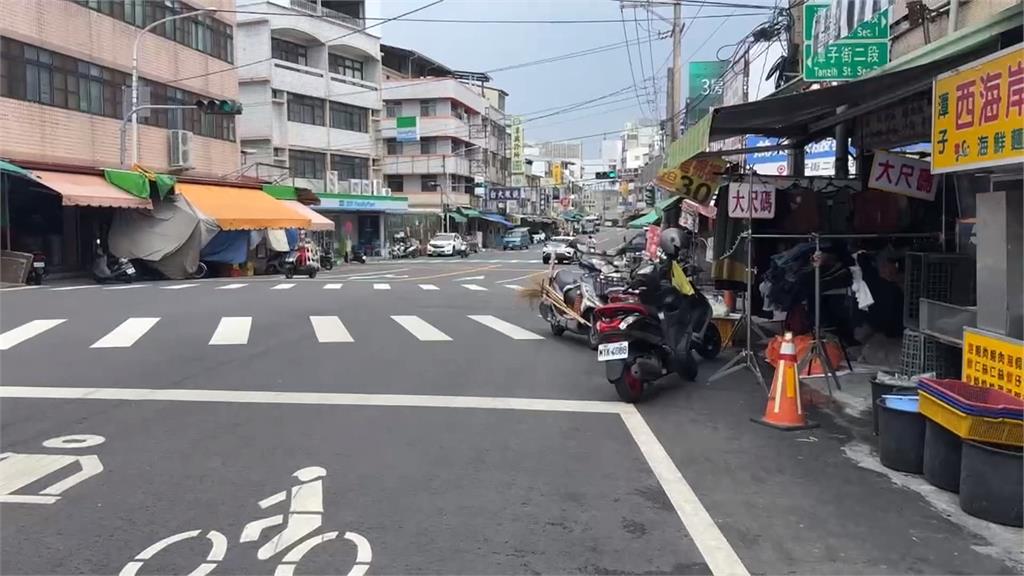 台中民眾拿「綠光手電筒」亂照騎士 騎士用手遮擋光源幸無釀禍