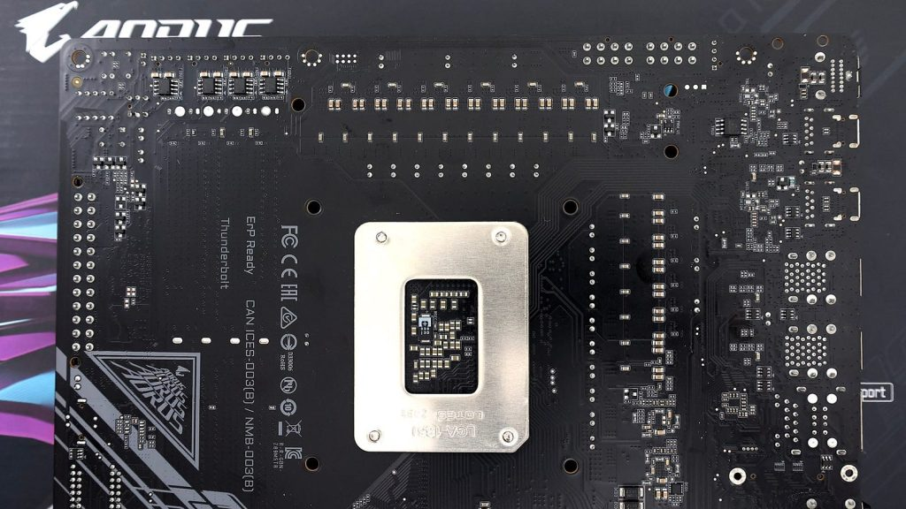 加入 Thunderbolt 了!GIGABYTE Z890 AORUS Master 補上 I/O 最後一塊拼圖