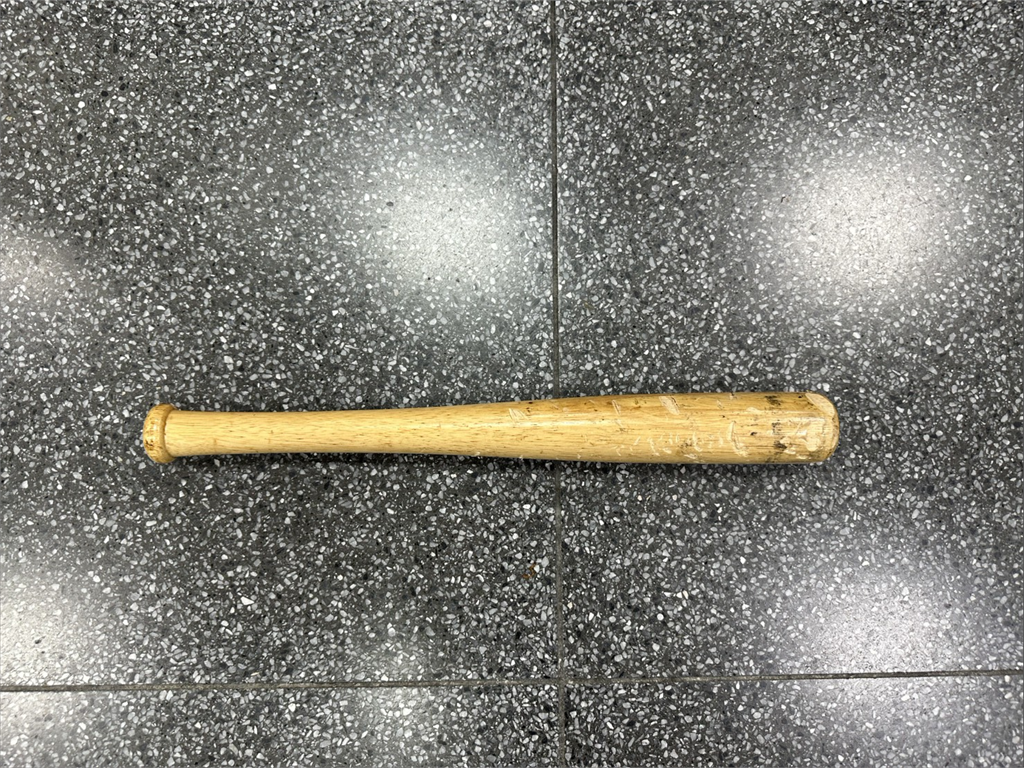 快新聞／三和夜市砸攤「竟是母子衝突」！男不滿遭母責罵竟持球棒猛砸