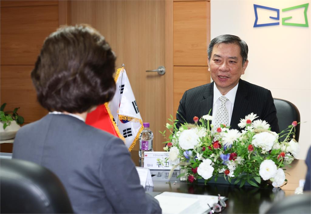 為放鴿子事件補破網 駐韓代表拜訪韓官員致歉