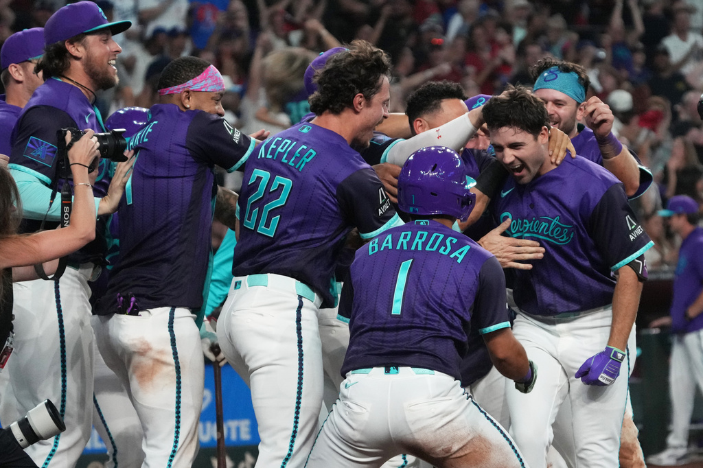 MLB(影)／23歲菜鳥震撼全場！瓦爾德施密特生涯第2轟就當英雄氣走道奇