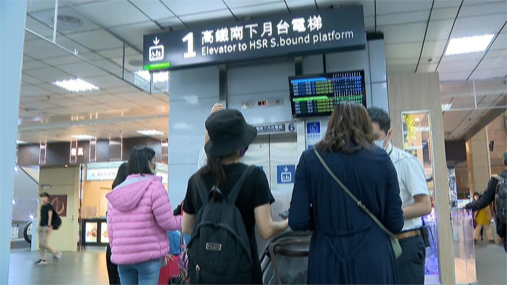 防逃票台北車站下樓麻煩　　沒車票不給搭電梯、民眾嘆不便