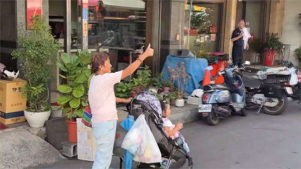 力拚翻轉南投!温世政車掃拜票 深入埔里大街小巷