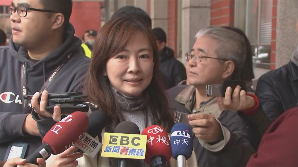 網敲碗「萬老師找黃中興當辦公室主任」!郭昱晴笑曝最新進度:有問他