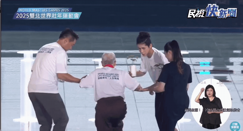 世壯運/林郁婷站104歲林友茂旁!短短30秒「冒2暖舉」萬人瘋狂回放