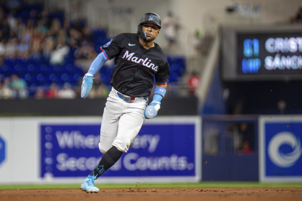 MLB(影)/「前12強古巴教頭」梅沙之子24歲生日敲生涯首轟!古巴球員史上唯一
