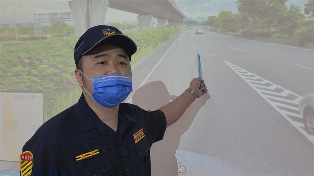 駛出閘道自認直行 未打方向燈被開罰