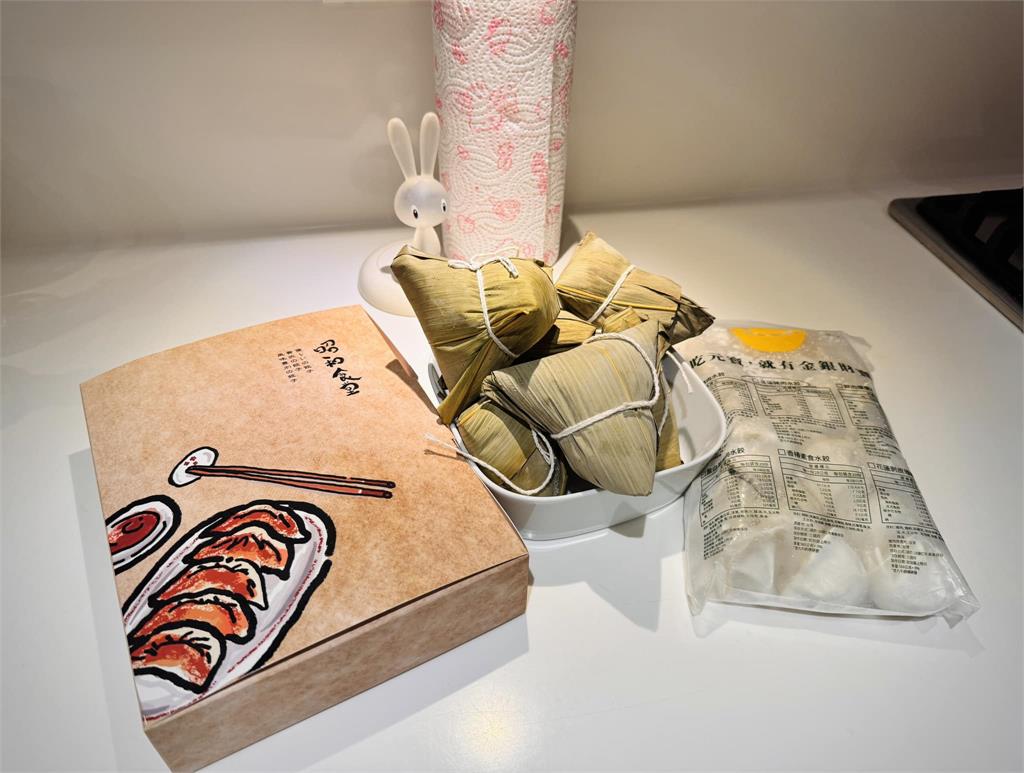王心凌颱風假清冰箱庫存!曬出「1神秘食物」讓網笑了:再不吃就...