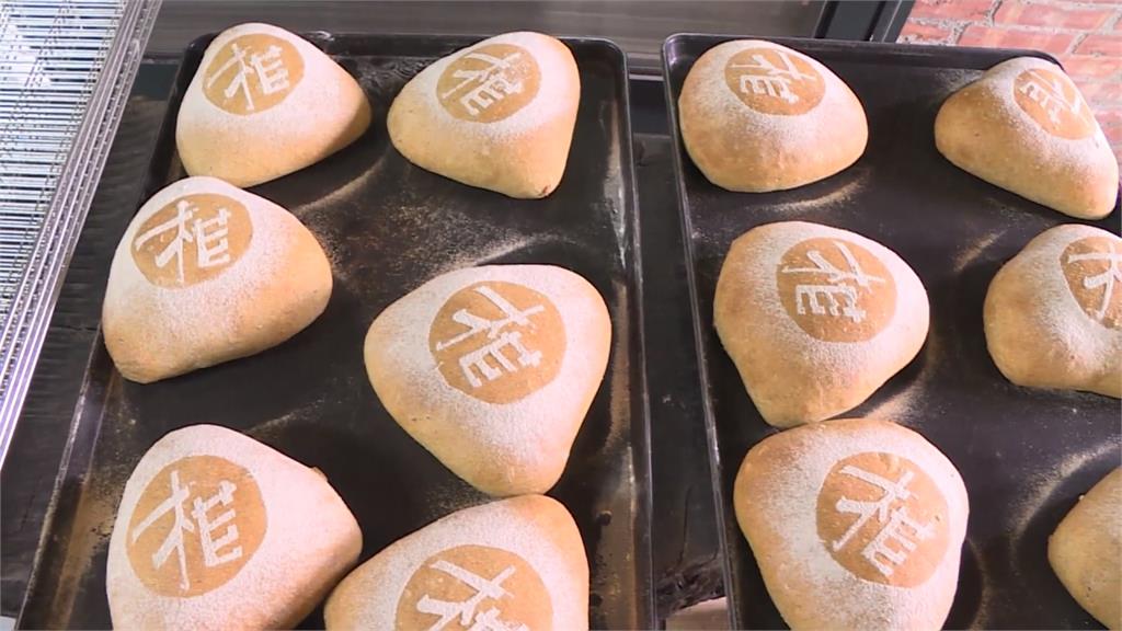 放棄2百萬年薪　回鄉經營窯烤麵包餐廳