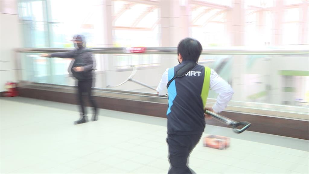中捷砍人案後增設「防爆鋼叉」 災害演練上陣制伏歹徒
