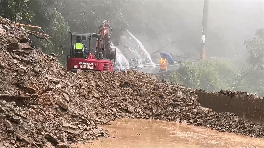 屏東三地門鄉德文村道路中斷多日　高樹鄉村落淹水