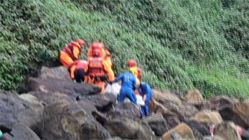 嚇壞！基隆望幽谷下方礁岩區釣魚　發現男屍死亡多時