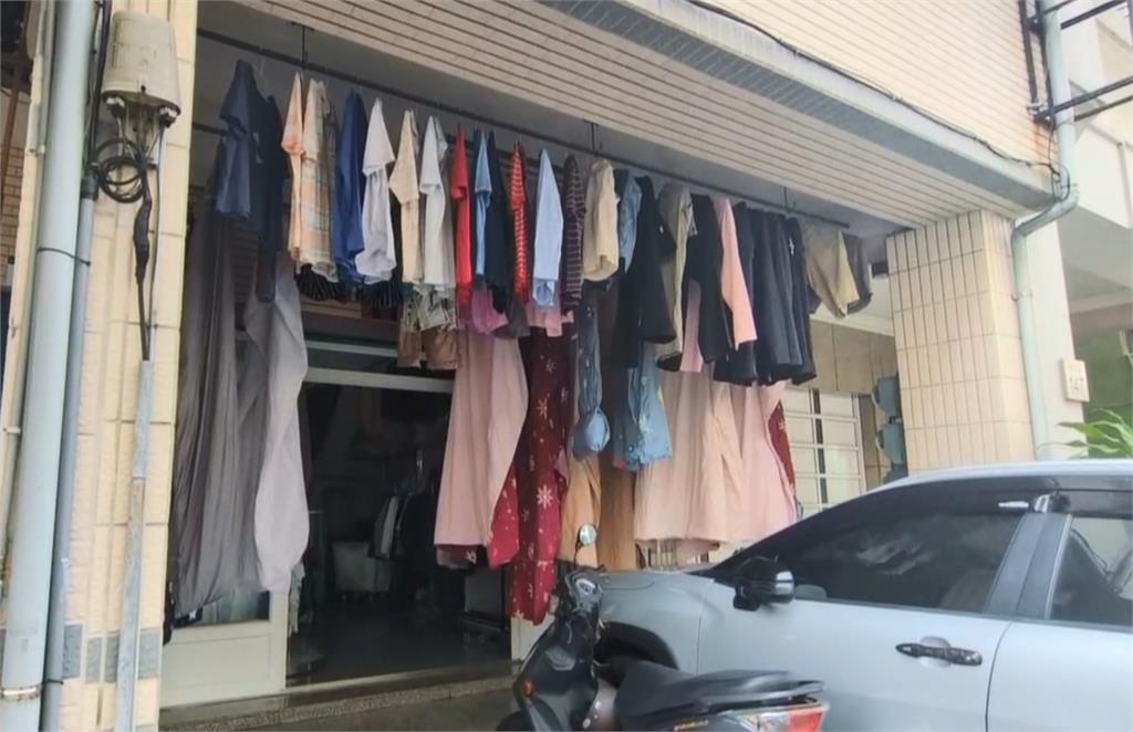 高雄連日雨下到發霉! 網掀"曬菇大賽" 還有人家裡長木耳
