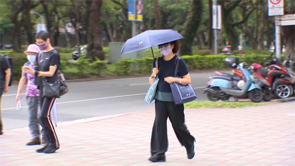 南部地區高溫破38度「紫爆」 首波梅雨鋒面週日報到