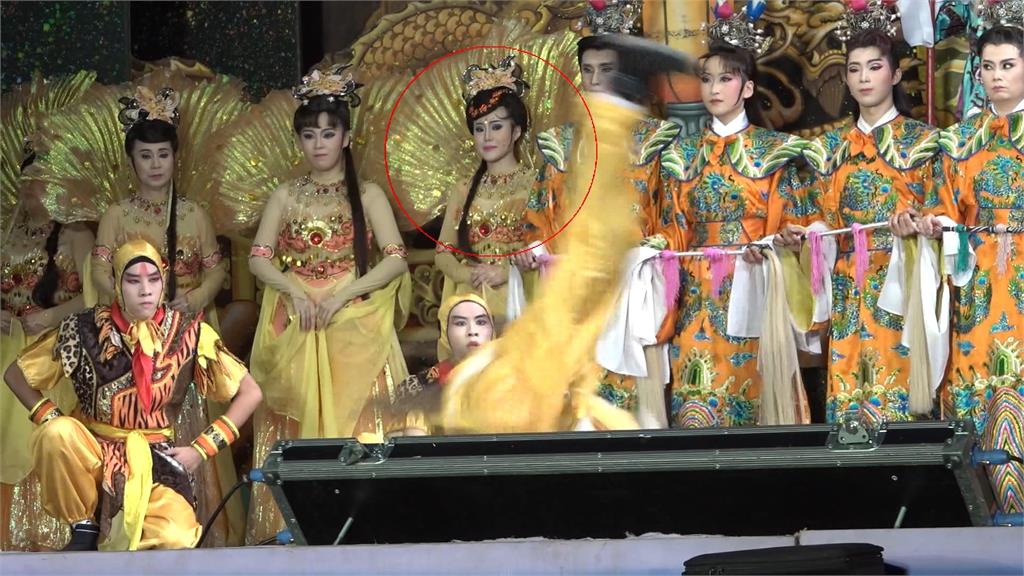 演到一半癲癇！孫翠鳳女兒急送醫　發文報平安：放心不下演出