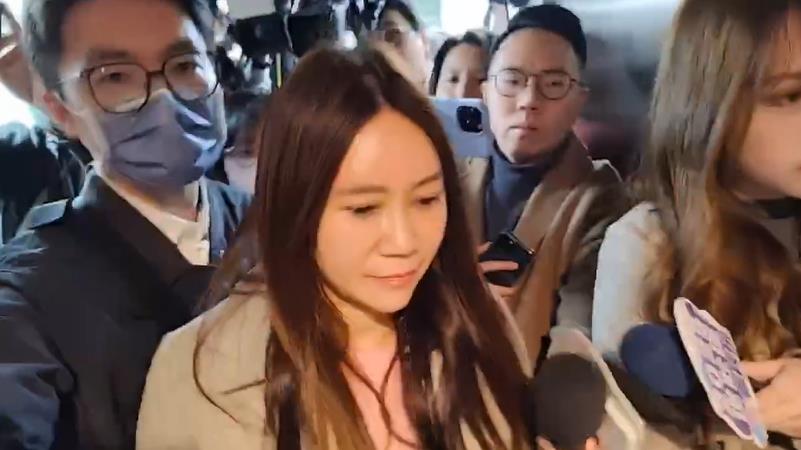 快新聞/辦公室遭檢調搜索! 陳怡君喊:請大家相信我的清白