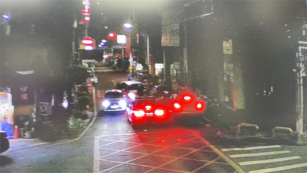 車手約女被害人超商取款 掃地店員「變身」成猛警