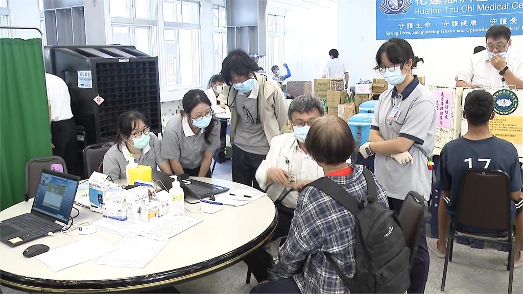 公費疫苗今開打！　光復災區居民、鏟子超人皆可接種
