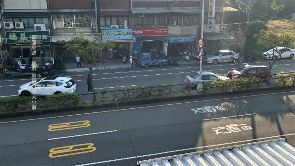 高齡車禍又一樁! 苗栗85歲翁暴衝車道撞2車