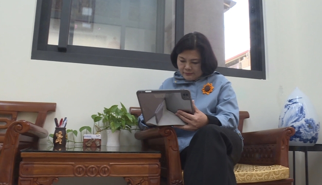 最貼心的家人!張麗善愛毛小孩 逗狗遛狗來紓壓