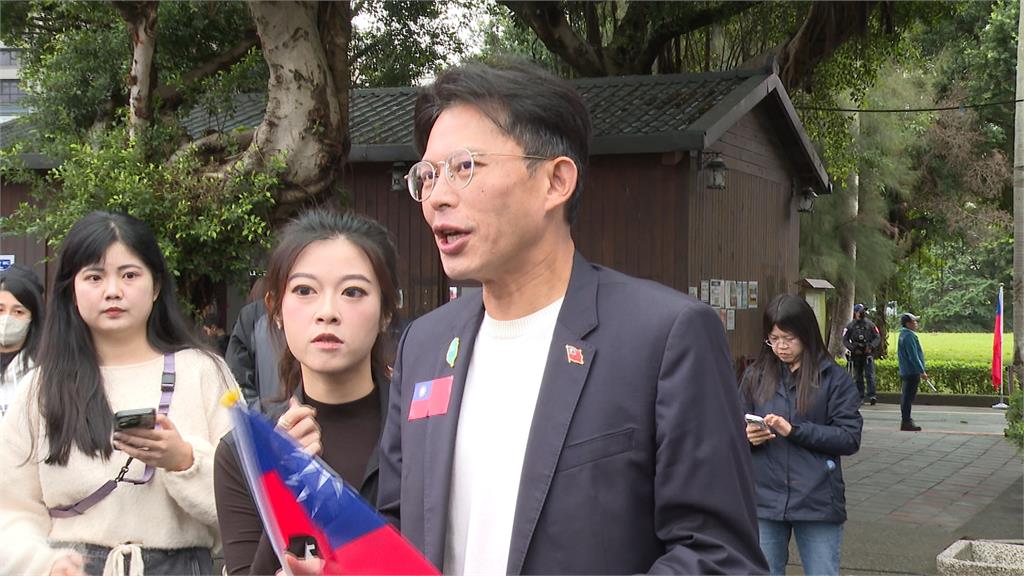 黨魁身分出席元旦升旗!鄭麗文樂喊:韓說我像白雪公主