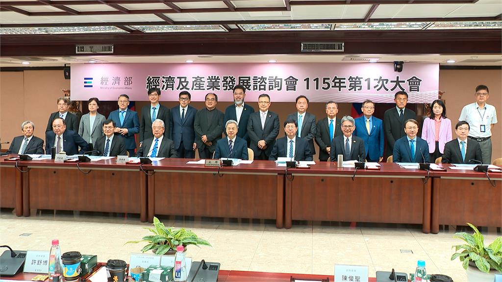 AI需求暴增！經濟部邀產業界喝咖啡談水電