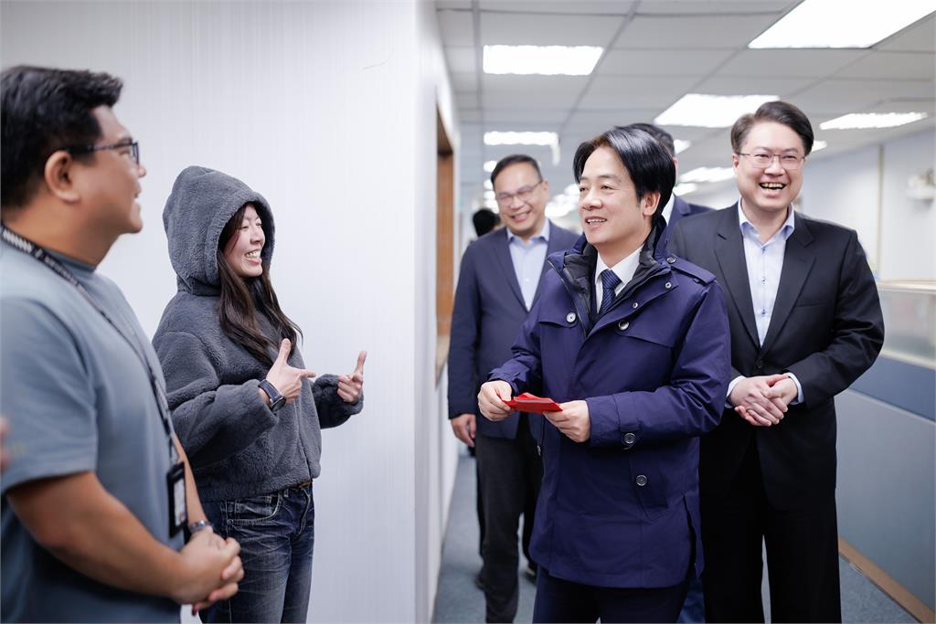 快新聞/公費、自費流感疫苗仍有庫存! 賴清德喊話「4類人」儘速接種疫苗