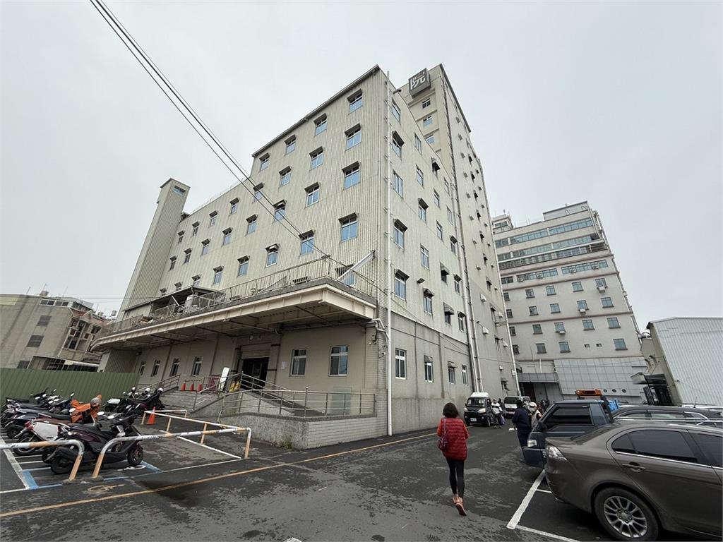 快新聞/東港安泰醫院大火釀9死!全院近半「嚴重違建」 縣府將強制拆除