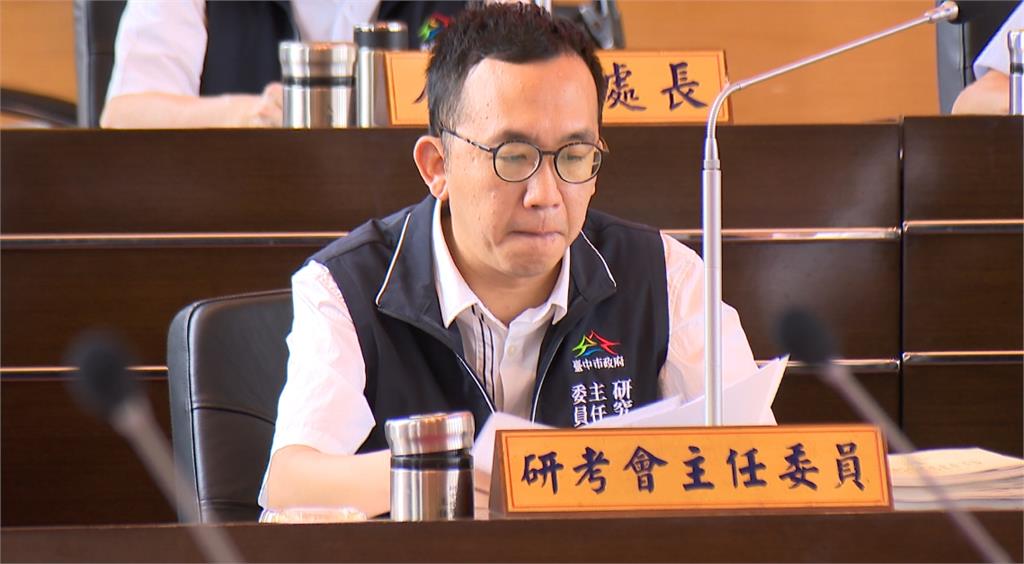 徐巧芯老公遭爆「翹班打德州撲克」!劉彥澧「神隱1晚」回應了:有請假