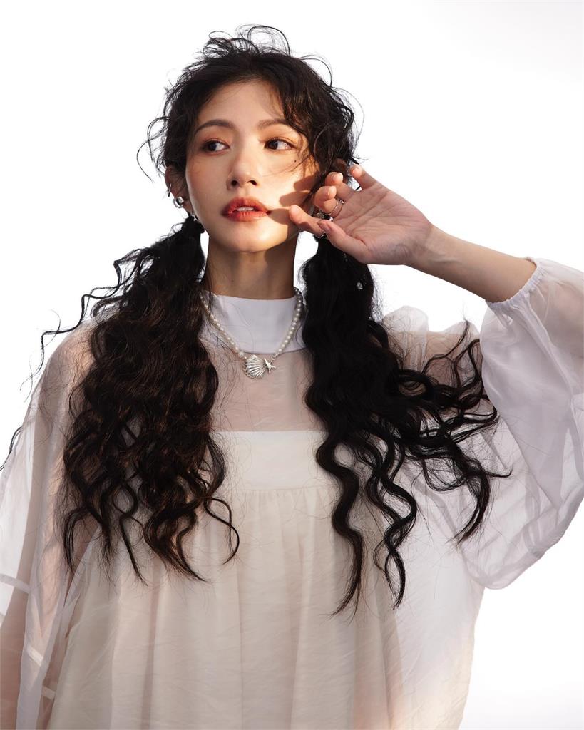 李千娜懷胎5月親挑內衣!本人曬照羞曝:都長大了 李千娜懷胎5月挑內衣!本人羞喊「都長大了」網見身材狂讚:保養太好