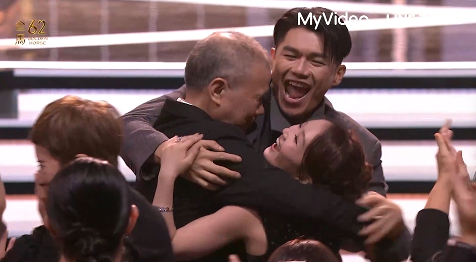 金馬62／《大濛》 抱回4獎成最大贏家！獲「最佳劇情片」登台相擁惹哭網