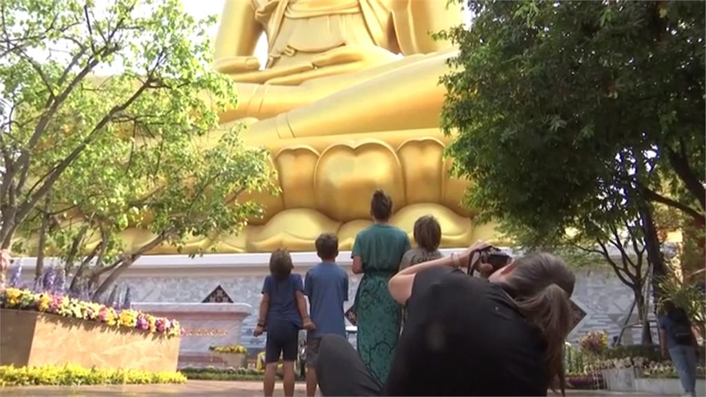 確診罕見疾病3孩子即將失明　父母展開「看世界」旅程