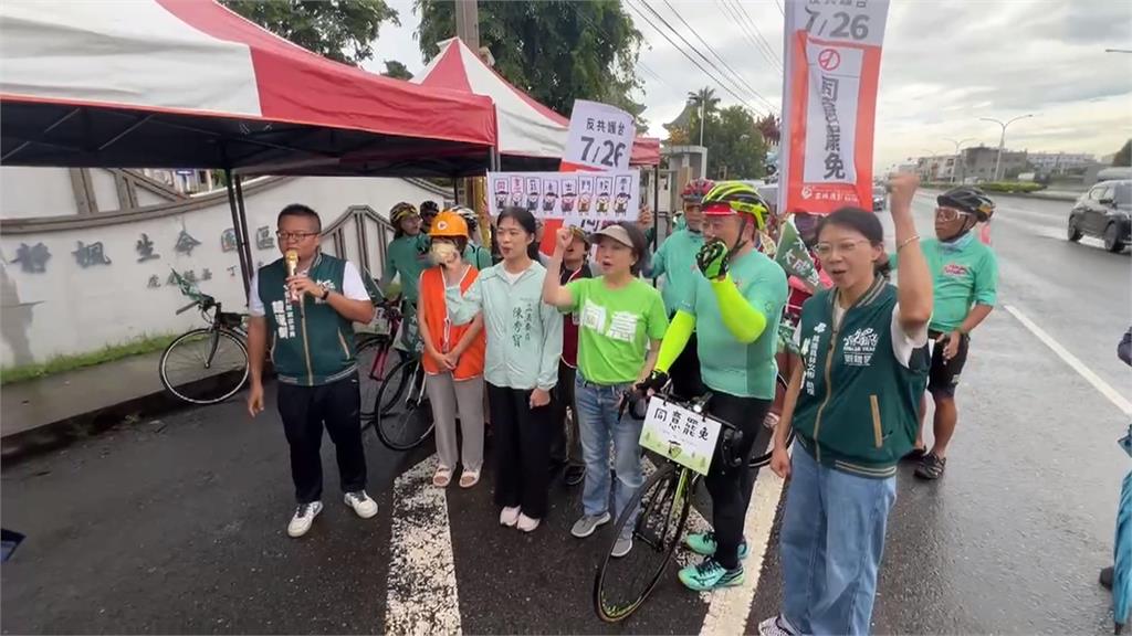 2綠委虎尾「騎鐵馬」挺罷免 丁學忠:別把仇恨值帶來雲林