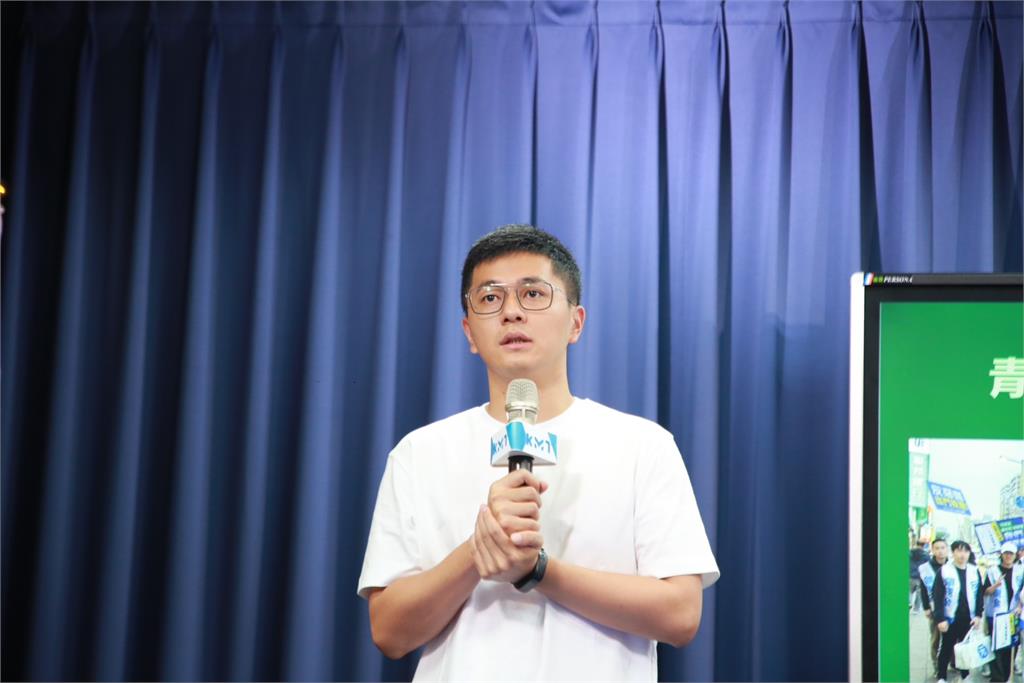 快新聞/喊無法直接聯繫朱立倫掀波 李孝亮急鞠躬致歉:讓楊智伃也受謾罵