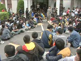 歷史觀測站／12年那一夜...馬政府強渡服貿協議　學生佔立院抗議爆「太陽花學運」