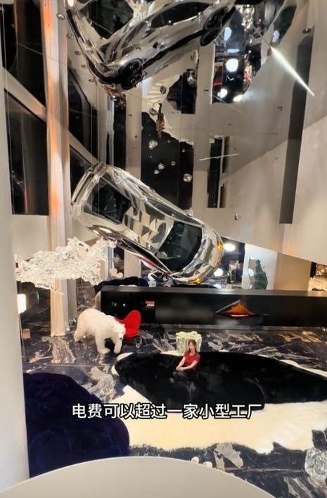 中國女網紅牆掛「3300萬藍寶堅尼」當裝潢!電費「可抵4村莊」悲慘下場曝