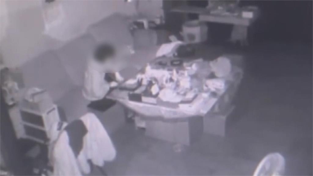 屋主夫妻看「行竊過程畫面」 見小偷又是「他」氣炸報警